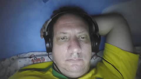 Snapshot of elcamello6 chatting on July 5, 2026, 11:28 am elcamello6 online show from July 5, 2026, 11:28 am