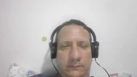 Snapshot of elcamello6 chatting on July 9, 2026, 4:38 am elcamello6 online show from July 9, 2026, 4:38 am