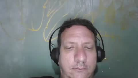 Snapshot of elcamello6 chatting on August 1, 2026, 7:07 am elcamello6 online show from August 1, 2026, 7:07 am