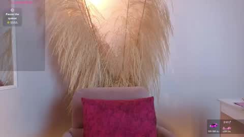 Elecktra online show from April 21, 2026, 7:28 pm