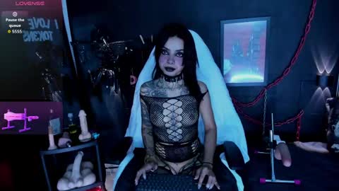 Snapshot of electra_darkk chatting on June 5, 2026, 4:35 pm Electra online show from June 5, 2026, 4:35 pm
