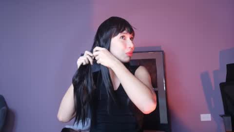 electra_gosselin online show from October 29, 2025, 4:04 am