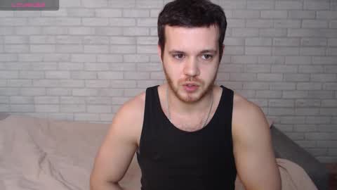 Snapshot of electric_smile chatting on December 22, 2025, 8:11 am Alex online show from December 22, 2025, 8:11 am