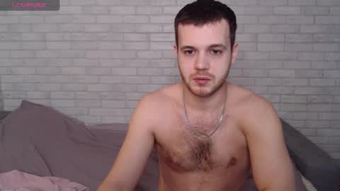 Snapshot of electric_smile chatting on March 15, 2026, 1:06 pm Alex online show from March 15, 2026, 1:06 pm