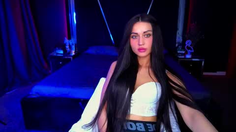 Snapshot of elegant_mysterious chatting on September 14, 2025, 8:19 pm elegant_mysterious online show from September 14, 2025, 8:19 pm
