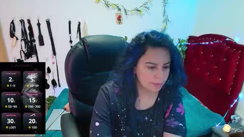 elektra online show from November 25, 2025, 12:27 pm