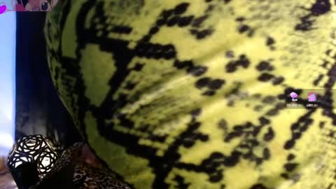 ELEKTRA  hii my birthday is tomorrow but I will celebrate it on Sunday Ill wait for you online show from December 22, 2024, 8:36 pm