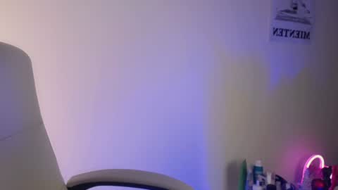  Elektra Sky  online show from January 6, 2025, 4:58 am