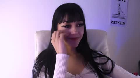  Elektra Sky  online show from February 7, 2025, 5:18 pm