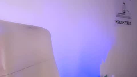  Elektra Sky  online show from March 2, 2025, 4:42 pm