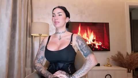 ElektraSheDemon online show from August 5, 2026, 6:16 am