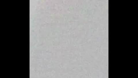 Snapshot of elekttra69 chatting on November 17, 2025, 12:22 pm elektra online show from November 17, 2025, 12:22 pm