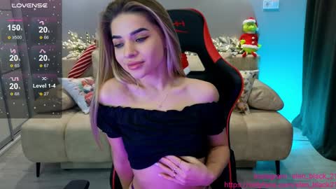 Lena -  online show from December 12, 2024, 3:21 am