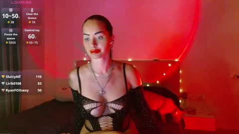 Elena online show from November 27, 2025, 2:08 pm