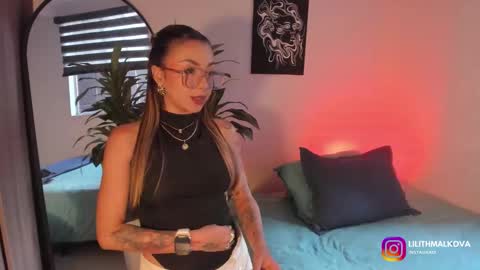 Elenita online show from March 7, 2026, 9:12 pm