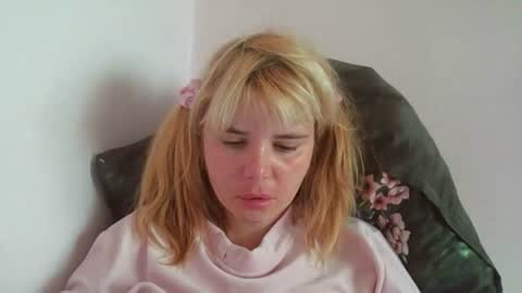 Snapshot of elenaflirt chatting on July 20, 2026, 3:03 pm Elena online show from July 20, 2026, 3:03 pm