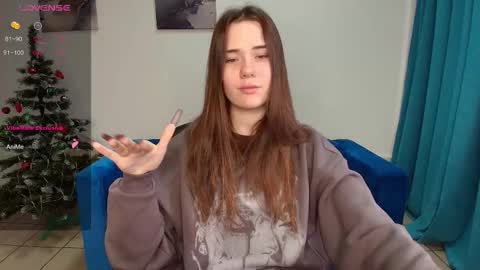 elenaoconar online show from December 5, 2025, 7:39 am