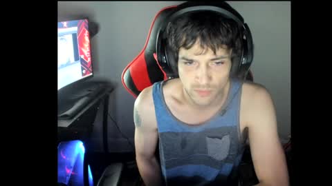 elephantrunkman online show from January 1, 2025, 10:35 pm