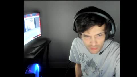 elephantrunkman online show from February 3, 2025, 4:35 am