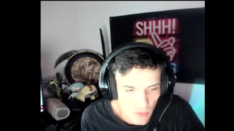 elephantrunkman online show from March 1, 2025, 5:42 am