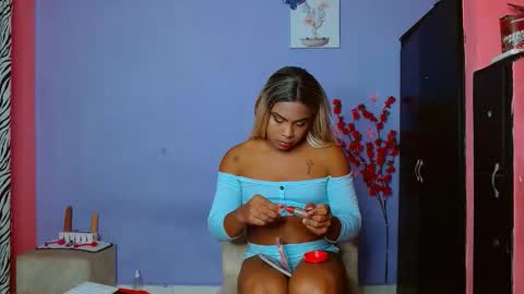 eletrabrowns online show from September 26, 2025, 3:43 am