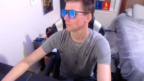 Walker online show from September 14, 2025, 5:28 am