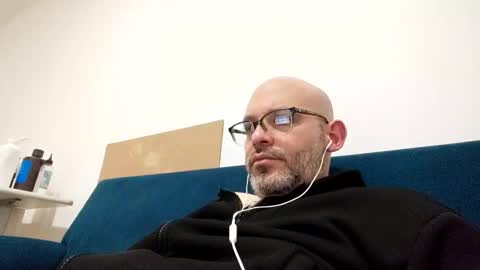 Snapshot of elgrande85 chatting on March 2, 2026, 8:04 pm elgrande85 online show from March 2, 2026, 8:04 pm