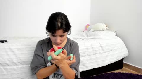 eli_dl online show from February 11, 2025, 3:29 pm