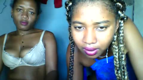 elia011 online show from January 25, 2025, 4:57 pm