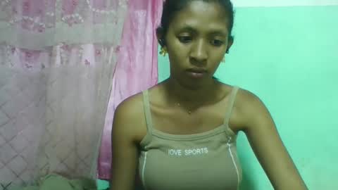 eliah193653 online show from April 14, 2026, 7:25 am