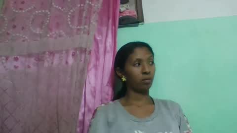 eliah193653 online show from April 22, 2026, 8:28 am