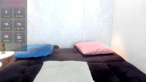  Elian  online show from October 16, 2025, 3:46 pm