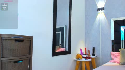  Elian  online show from March 18, 2026, 12:30 pm