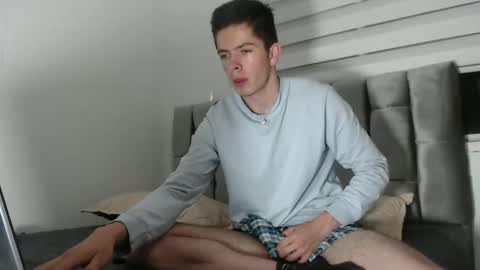 Elian online show from December 12, 2024, 2:15 am