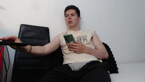 Elian online show from February 26, 2026, 7:24 pm