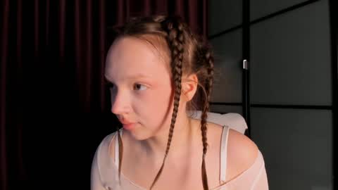 Ella online show from December 13, 2024, 10:30 am