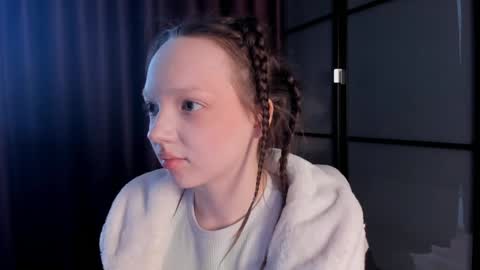 Ella online show from December 14, 2024, 10:02 am