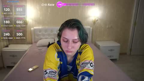 Luna online show from December 19, 2025, 11:34 pm