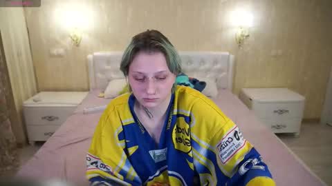 Luna online show from February 16, 2026, 12:07 am