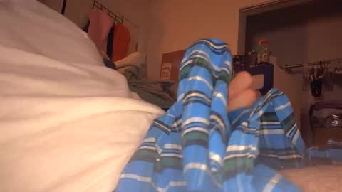 eliexavier123456789 online show from December 5, 2024, 8:22 am