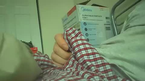 eliexavier123456789 online show from December 23, 2024, 5:32 pm