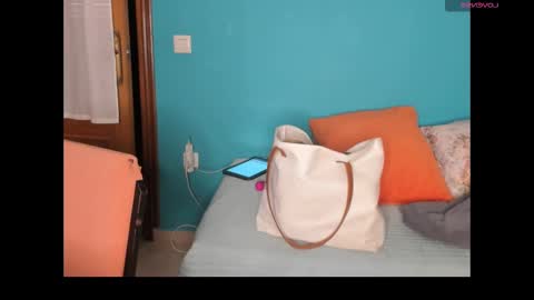 elifgirasol online show from February 25, 2025, 8:19 pm