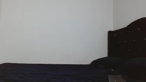 elii_sweet_ online show from September 14, 2025, 12:32 am