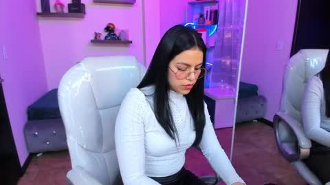 Eliie online show from February 5, 2025, 7:07 am