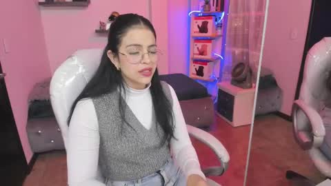 Eliie online show from February 19, 2025, 5:16 am