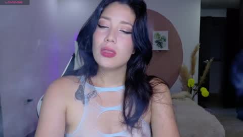 eliiih_ online show from April 11, 2026, 3:55 am