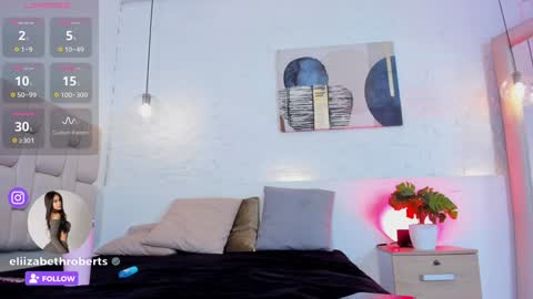 E L I I Z A B E T H   online show from February 5, 2025, 7:39 am