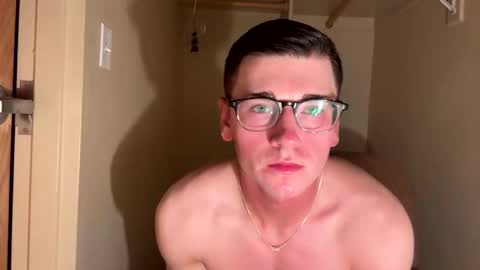 elijahkinky24 online show from May 20, 2026, 2:07 am