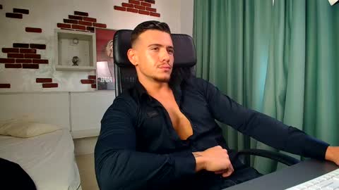 Snapshot of elijahthorne chatting on March 21, 2026, 9:03 am ElijahThorne online show from March 21, 2026, 9:03 am