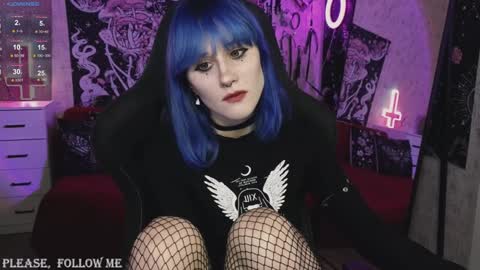 Snapshot of elika_kay chatting on December 6, 2024, 10:08 pm MORE ME online show from December 6, 2024, 10:08 pm